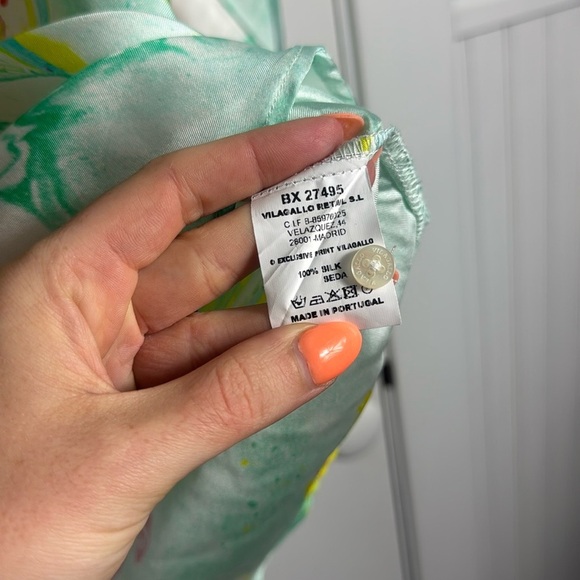 Vilagallo 100% Silk Abstract All Over Printed Blouse Size 8 Art to Wear - Picture 5 of 9